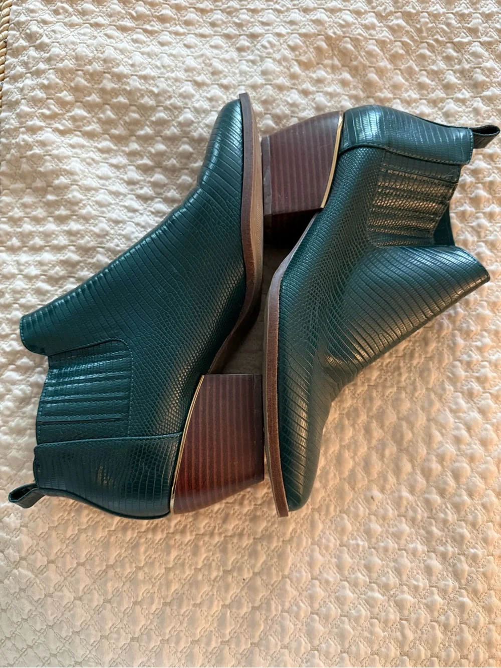 Like New New Direction Green Lizard Texture Booties - Women's Ankle Boots